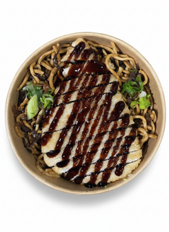 Gebakken gepaneerde kip en gebakken noedels XXL