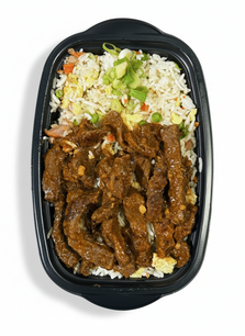 Rundvlees met uien & Kantonese rijst